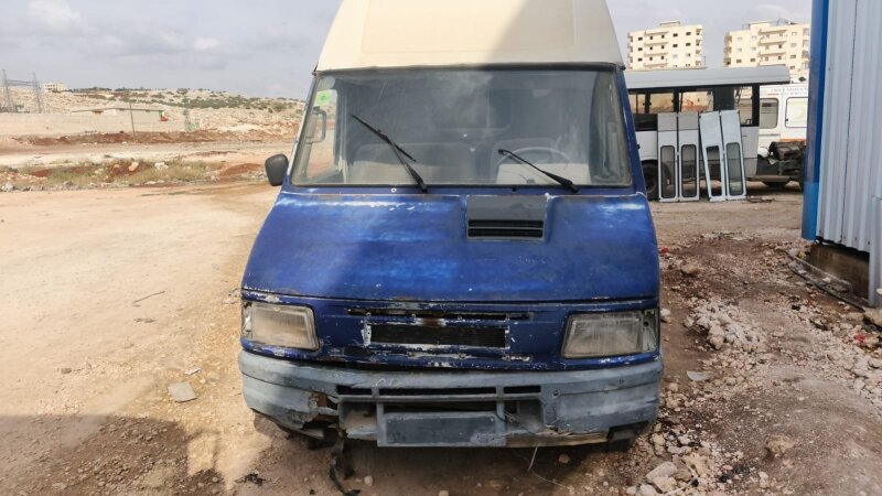 ماسيدس ٢٠٠٢ — صورة 2