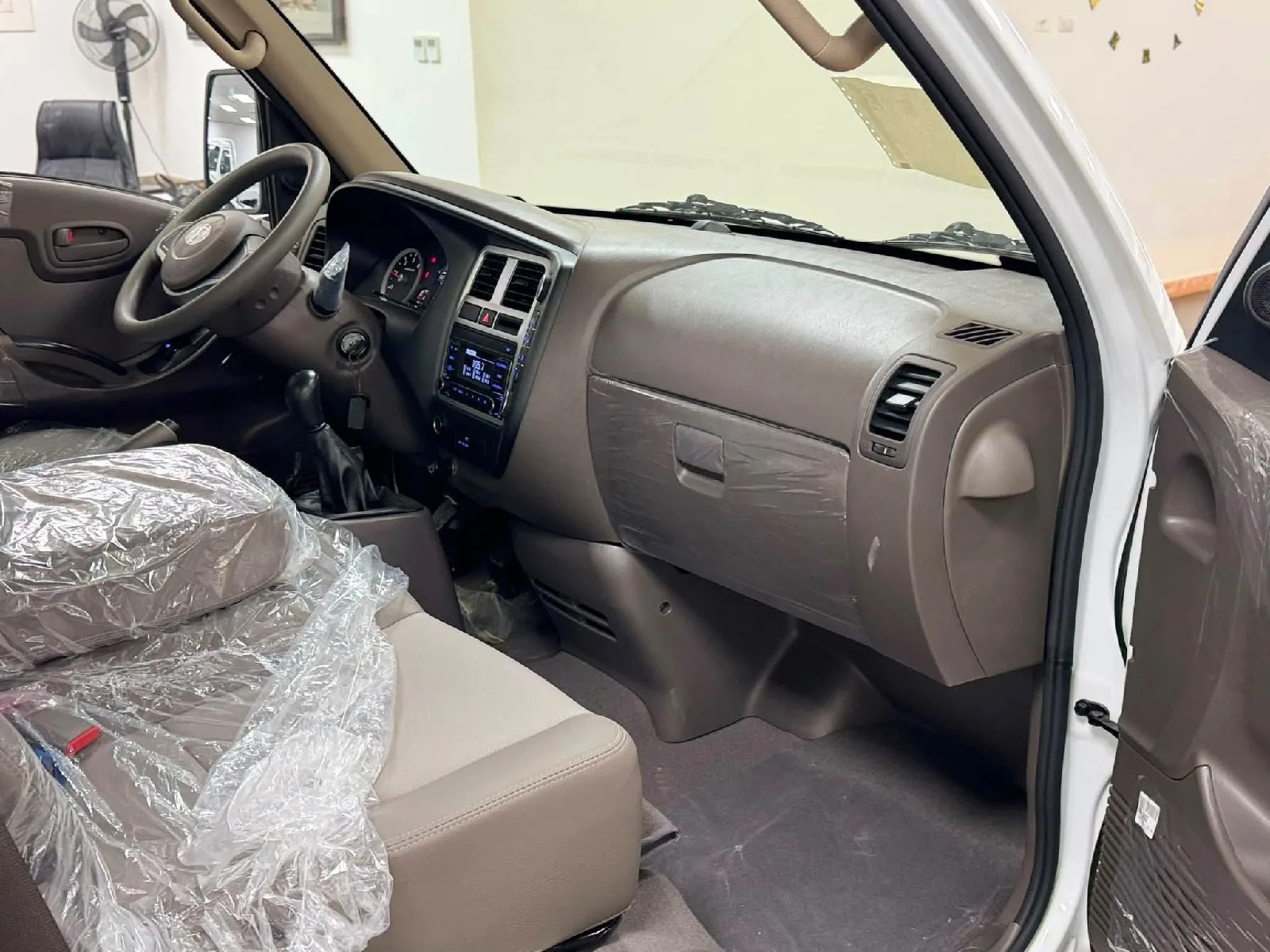 سيارة هونداي h100 جديد زيرو 00000 موديل 2024 — صورة 9