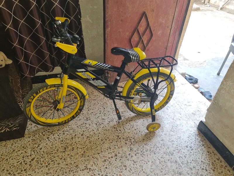 دراجة أطفال  استعمل شهر — صورة 2