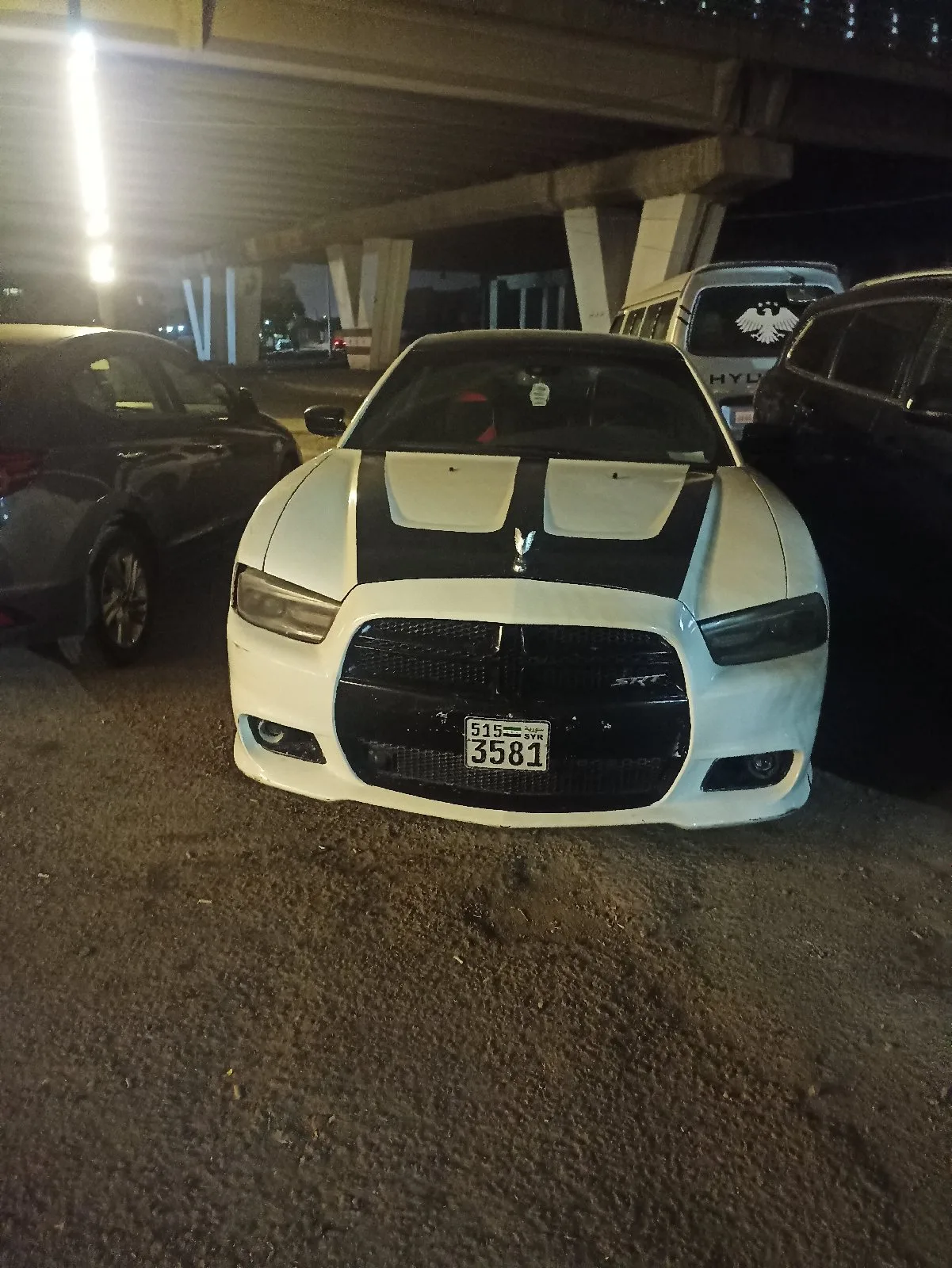 سياره دودج موديل 2015 باللون الابيض وارد خليجي السياره كامله الوصف فول وصف يعني — صورة 3