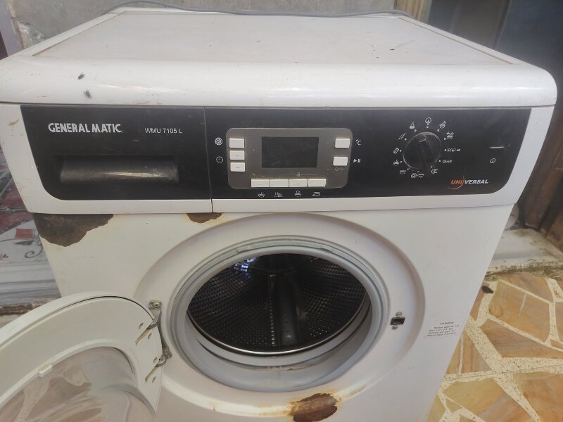دير الزور المدينه غسالة تمتيك جنرال ماتيك يونيفرسال موديل WMU7105 بسعه غسيل 7كغ النظافه 90 بل ميه خاليه من اي شيء على الفحص المباشر — صورة 4